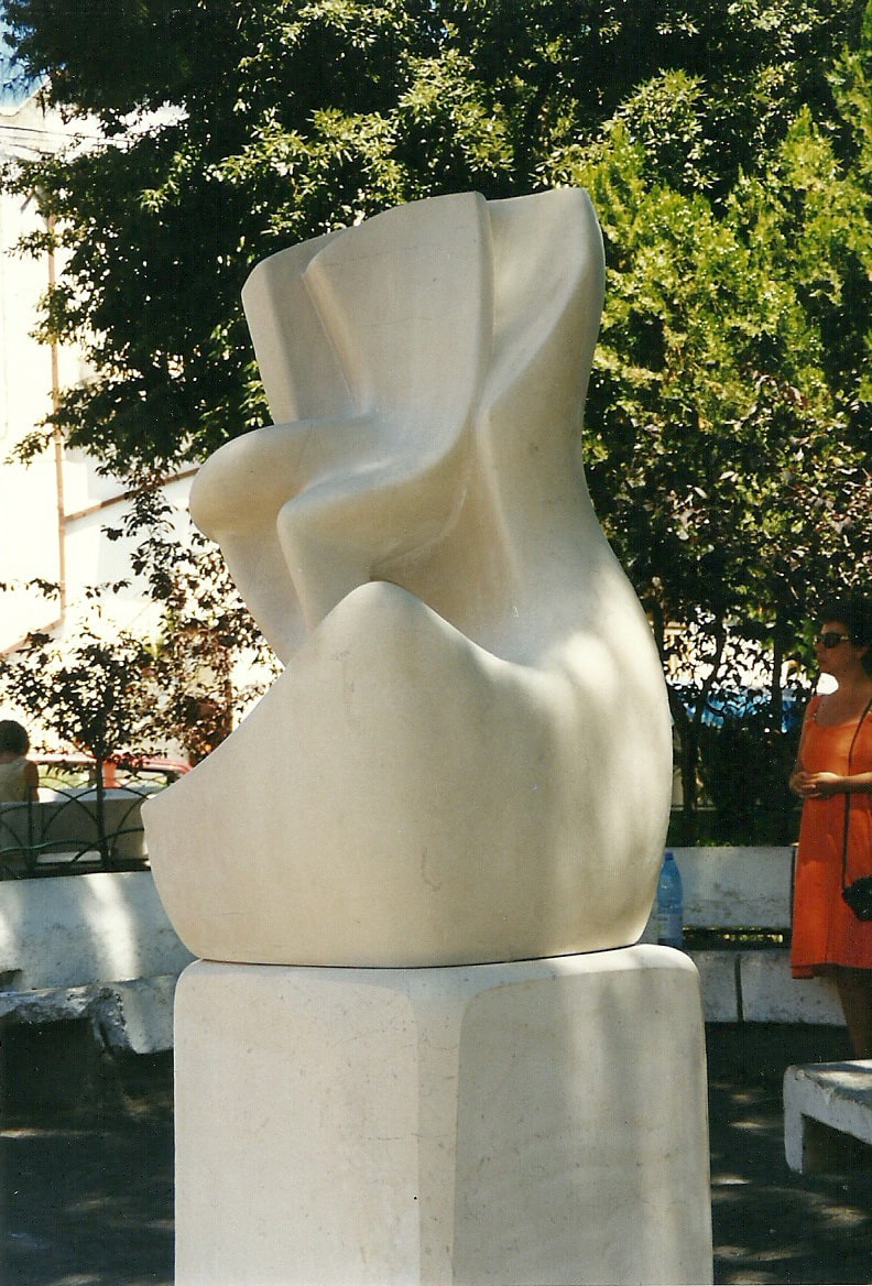 Filiations - Marbre - Coll. Publique Peschici - Lutfi Romhein