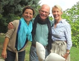 Avec Solweig et Sven Rydmarker, amis et collectionneurs ,  autour de la sculpture "Liens" réalisée en 2002