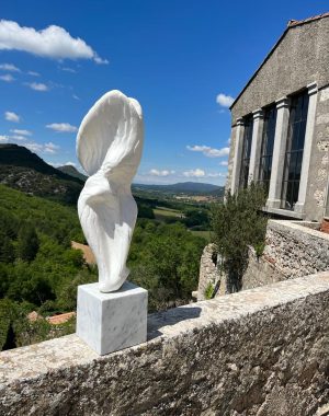 Sculpture contemporaine Marbre - En exposition sur les terrasses du Château d'Esparron