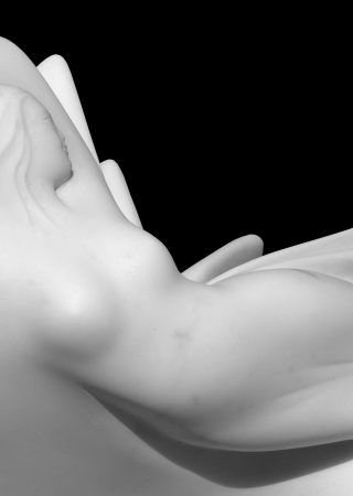 Odalys - Marbre - Coll. Privée